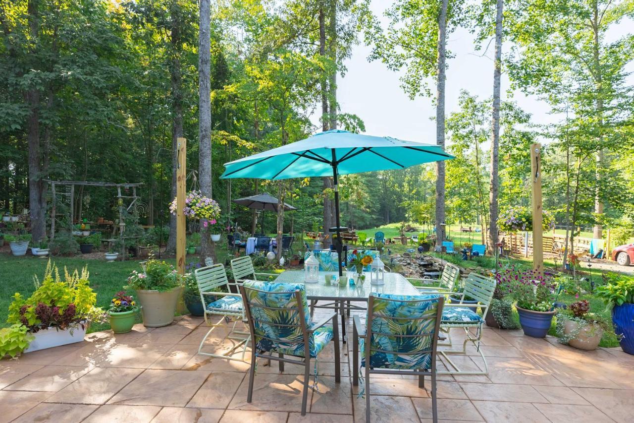 Charming Charlottesville Apt With Outdoor Space! Exterior photo