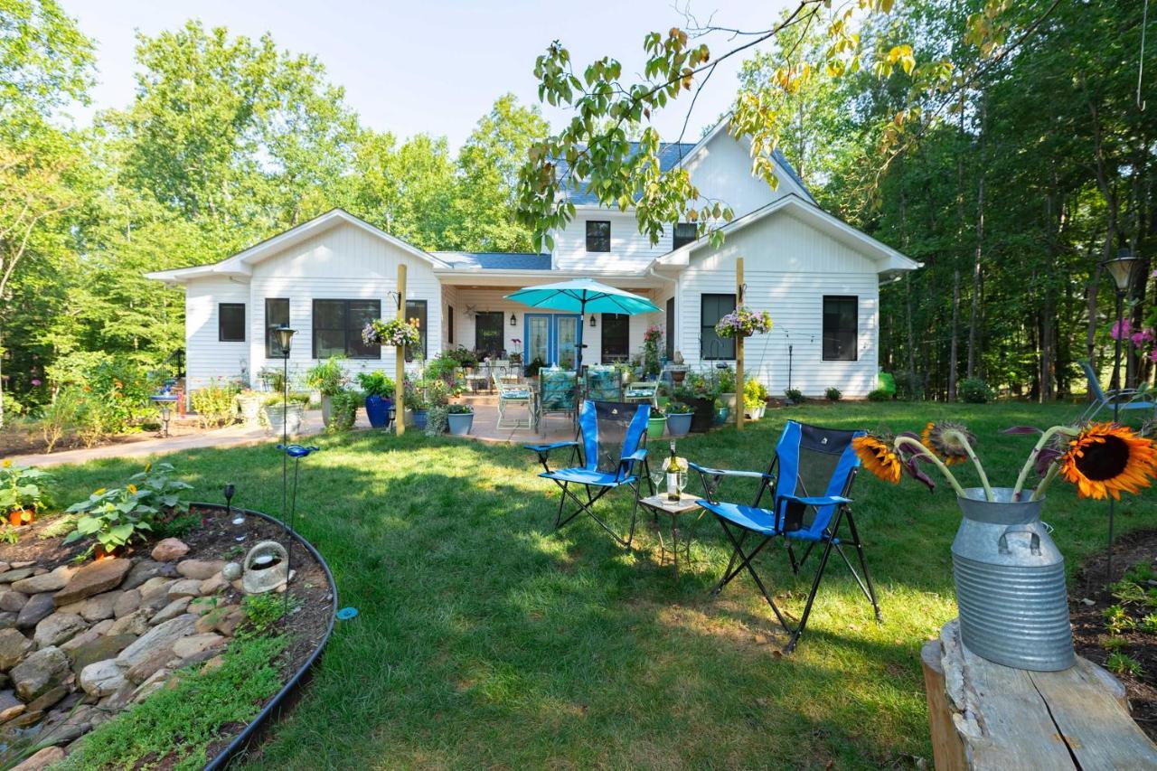 Charming Charlottesville Apt With Outdoor Space! Exterior photo