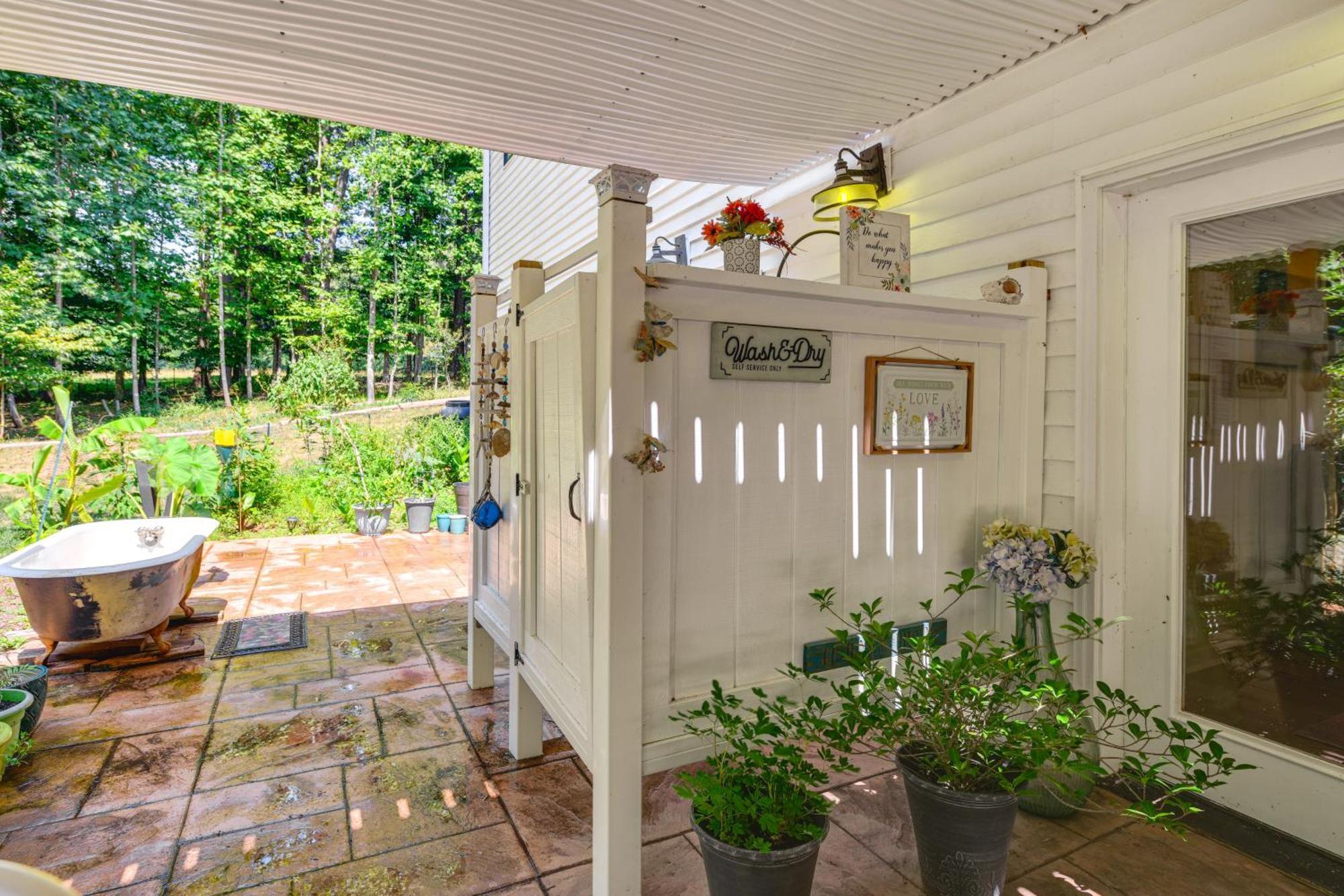 Charming Charlottesville Apt With Outdoor Space! Exterior photo