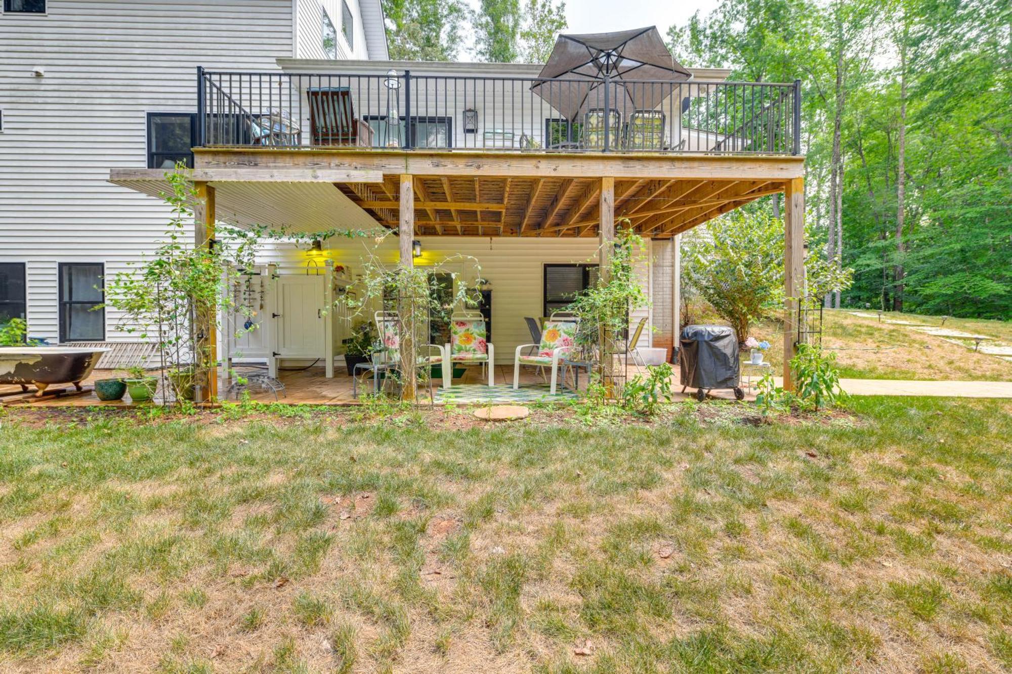 Charming Charlottesville Apt With Outdoor Space! Exterior photo